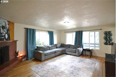 1005 Glenview Way, Salem, OR 97304 - Photo 3