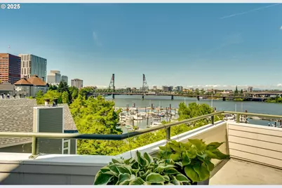 305 S Montgomery St #F409, Portland, OR 97201 - Photo 13