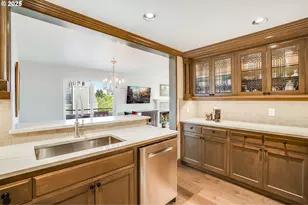 305 S Montgomery St, Portland, OR 97201 - Photo 15