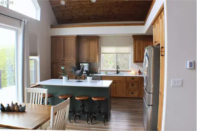 3716 Weaver Rd, Riddle, OR 97469 - Photo 5