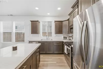 859 S 23rd Ave, Cornelius, OR 97113 - Photo 11