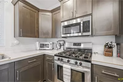 859 S 23rd Ave, Cornelius, OR 97113 - Photo 13