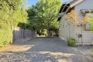1145 W 28th Ave, Eugene, OR 97405 - Photo 45