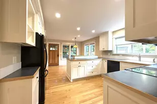 1145 W 28th Ave, Eugene, OR 97405 - Photo 5