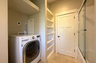1145 W 28th Ave, Eugene, OR 97405 - Photo 37