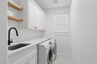 10984 NW Sarah Ln, Portland, OR 97229 - Photo 41