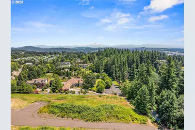 13733 SE Aldridge Rd, Happy Valley, OR 97086 - Photo 11