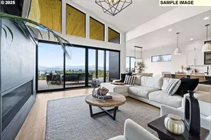 13733 SE Aldridge Rd, Happy Valley, OR 97086 - Photo 3