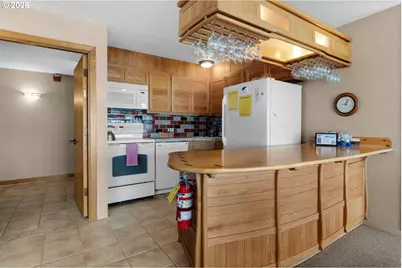 1 3rd St #503, Astoria, OR 97103 - Photo 33