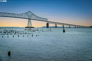 1 3rd St, Astoria, OR 97103 - Photo 35