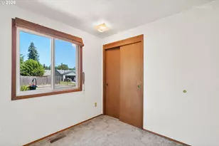 292 NW Merle Dr, Hillsboro, OR 97124 - Photo 29