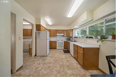 291 NW 4th St, Prineville, OR 97754 - Photo 11