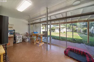 291 NW 4th St, Prineville, OR 97754 - Photo 15