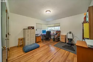 291 NW 4th St, Prineville, OR 97754 - Photo 9