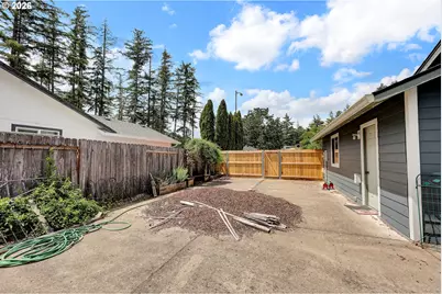 87555 Muse Dr, Veneta, OR 97487 - Photo 21