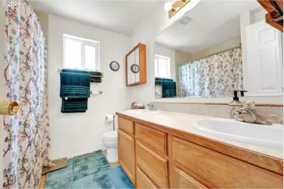87555 Muse Dr, Veneta, OR 97487 - Photo 13