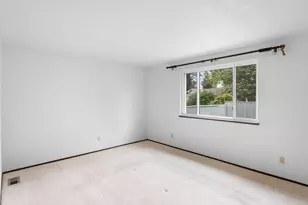 17920 NW Tillamook Dr, Portland, OR 97229 - Photo 25