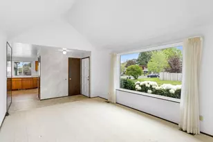 17920 NW Tillamook Dr, Portland, OR 97229 - Photo 9