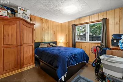 14335 SE Macduffee Ct, Portland, OR 97233 - Photo 15
