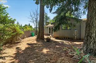 14335 SE Macduffee Ct, Portland, OR 97233 - Photo 23