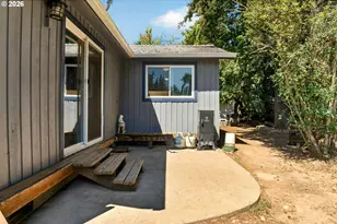 14335 SE Macduffee Ct, Portland, OR 97233 - Photo 21