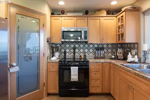 2111 View Ct, The Dalles, OR 97058 - Photo 21