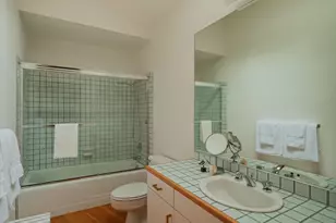 4810 SW Dosch Park Ln, Portland, OR 97239 - Photo 37