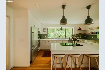 4810 SW Dosch Park Ln, Portland, OR 97239 - Photo 13