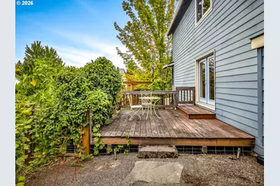 16450 SW Marcile Ln, Beaverton, OR 97007 - Photo 43