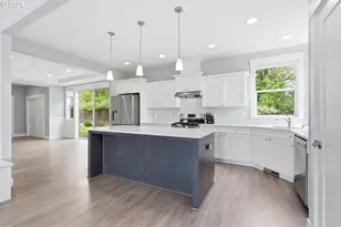 9526 N Woodland St, Camas, WA 98607 - Photo 3