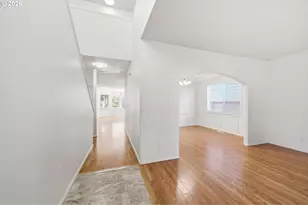 5311 NW Skycrest Pkwy, Portland, OR 97229 - Photo 3