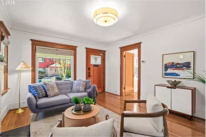 2023 SE Pine St, Portland, OR 97214 - Photo 7