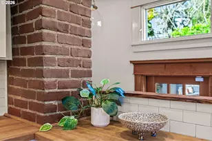 2023 SE Pine St, Portland, OR 97214 - Photo 13