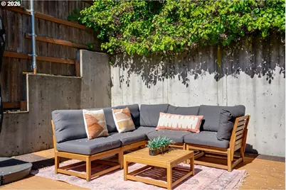 2023 SE Pine St, Portland, OR 97214 - Photo 31