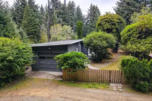 85690 Cherry St, Florence, OR 97439 - Photo 7