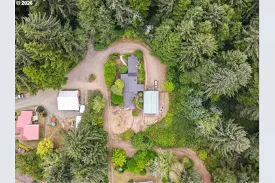85690 Cherry St, Florence, OR 97439 - Photo 13