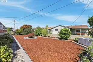 1323 Garden Way, Woodburn, OR 97071 - Photo 27