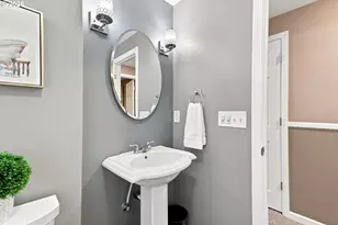 1323 Garden Way, Woodburn, OR 97071 - Photo 21