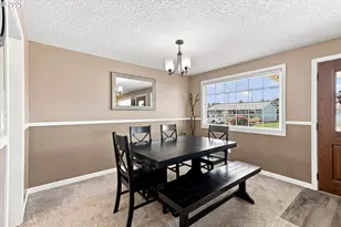 1323 Garden Way, Woodburn, OR 97071 - Photo 9