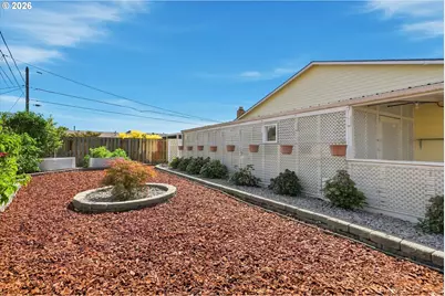 1323 Garden Way, Woodburn, OR 97071 - Photo 31