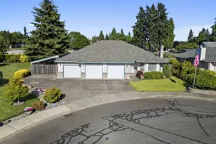 1820 N Laurelwood Loop, Canby, OR 97013 - Photo 9