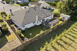 1820 N Laurelwood Loop, Canby, OR 97013 - Photo 37