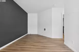 708 N Killingsworth St, Portland, OR 97217 - Photo 9