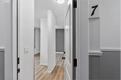 708 N Killingsworth St #7, Portland, OR 97217 - Photo 5