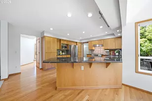2647 SW Sylvania Terrace, Portland, OR 97219 - Photo 11