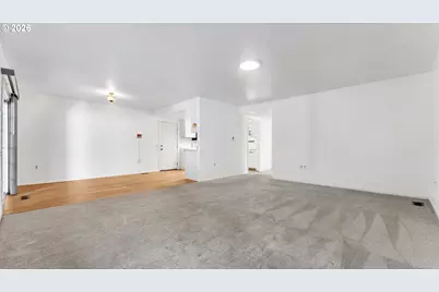 16710 SW Queen Anne Ave, Portland, OR 97224 - Photo 5