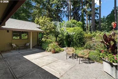 3060 SW Westwood Dr, Portland, OR 97225 - Photo 41
