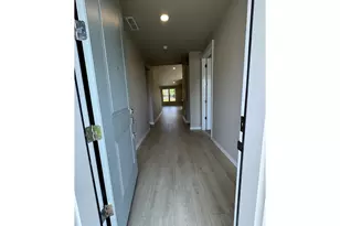 1350 S 32nd Ave, Cornelius, OR 97113 - Photo 3