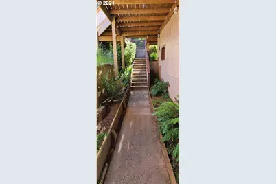 29696 Shore Pine Ln, Gold Beach, OR 97444 - Photo 5
