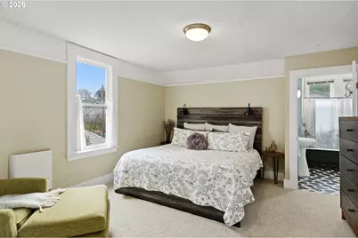 1028 Cascade Ave, Hood River, OR 97031 - Photo 15